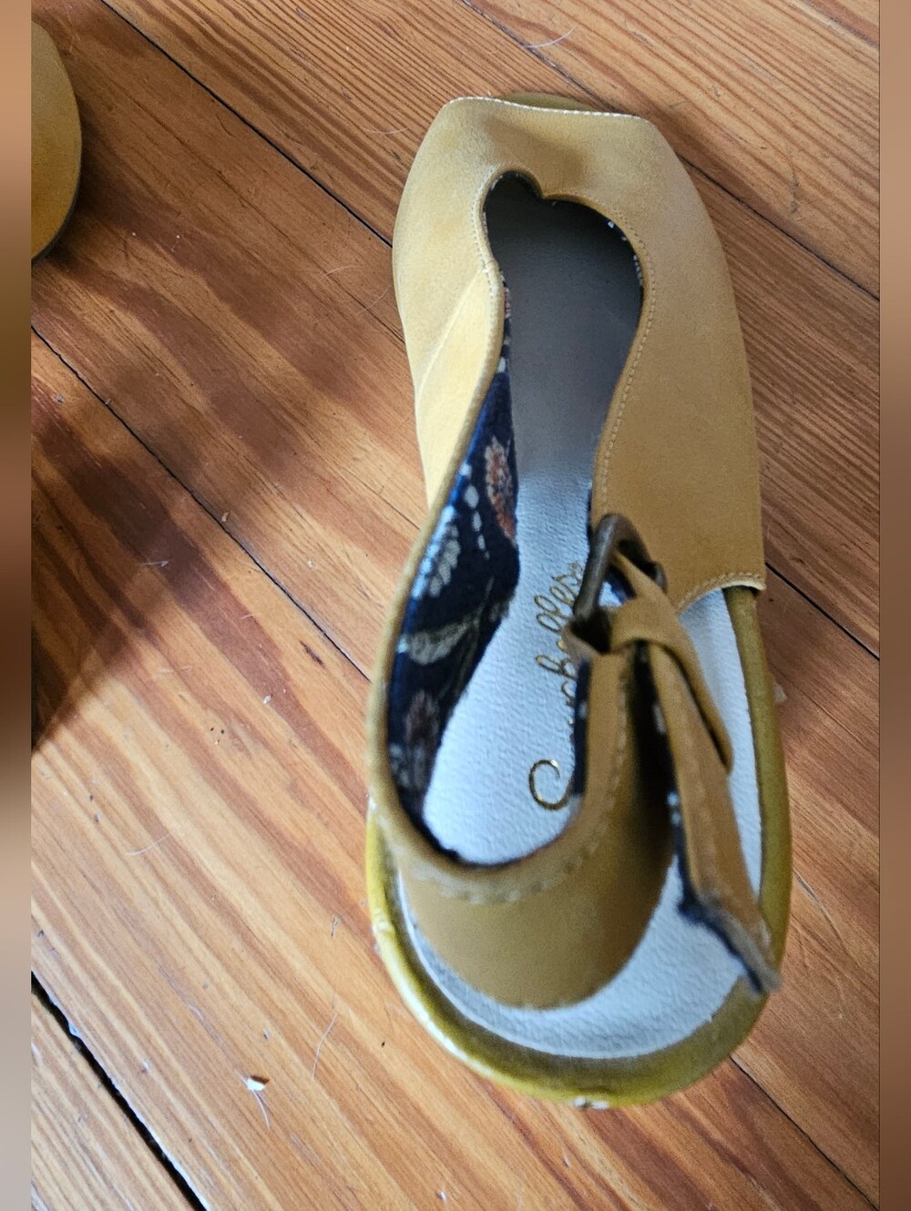 Women's Mustard Slingback Block Heel Sandals - Picture 5 of 11